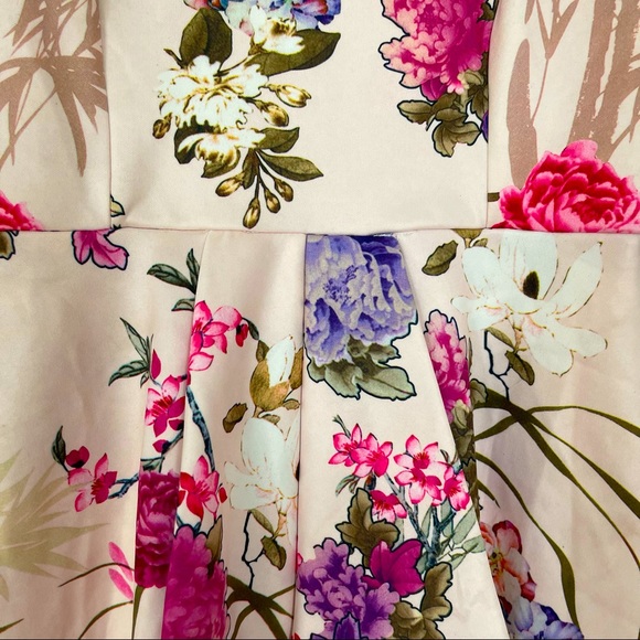 Floral romper dress - Picture 2 of 4